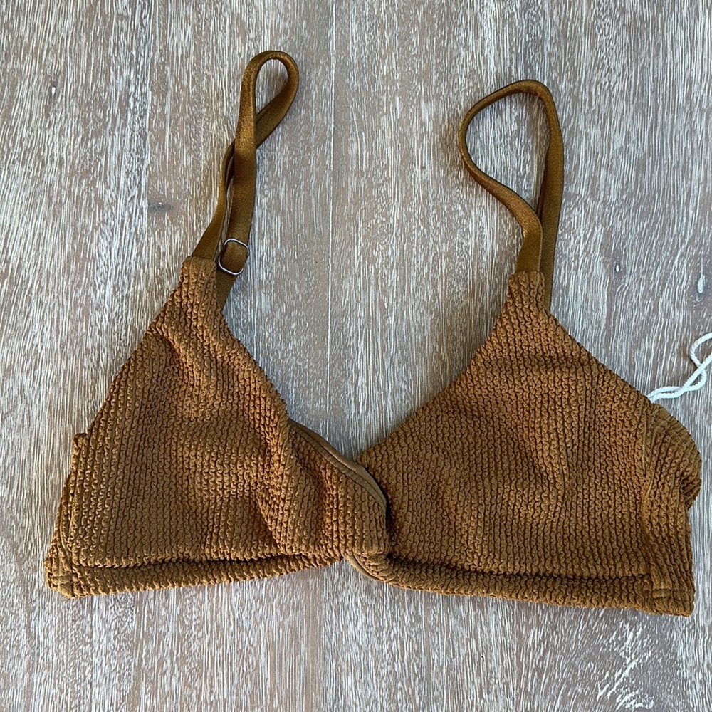 Good American Always Fits Twist Bikini Top in Bronze Brown Size 2 - Picture 5 of 8